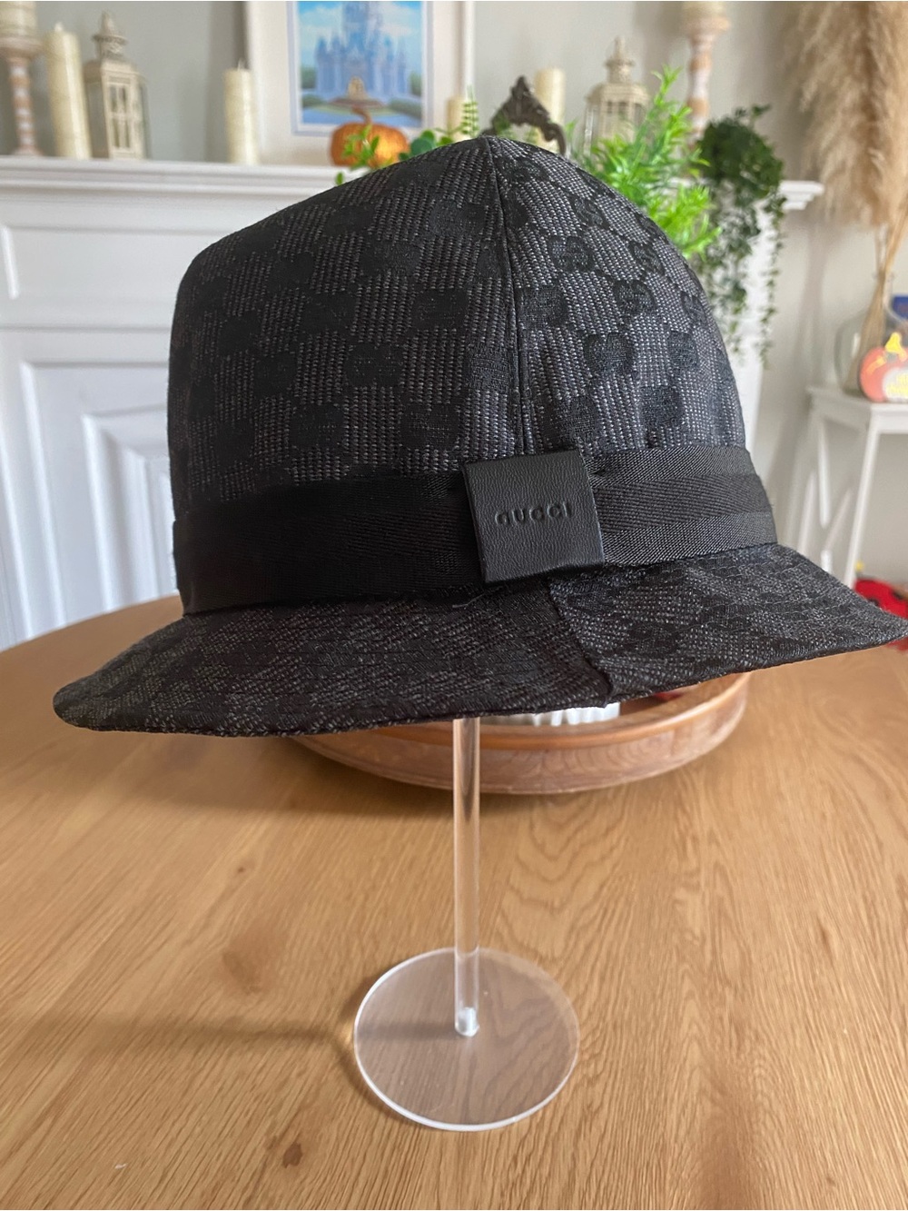 🛍️Gucci Authentic Black GG Monogram Bucket Hat with Logo Band & Cert. of Auth.